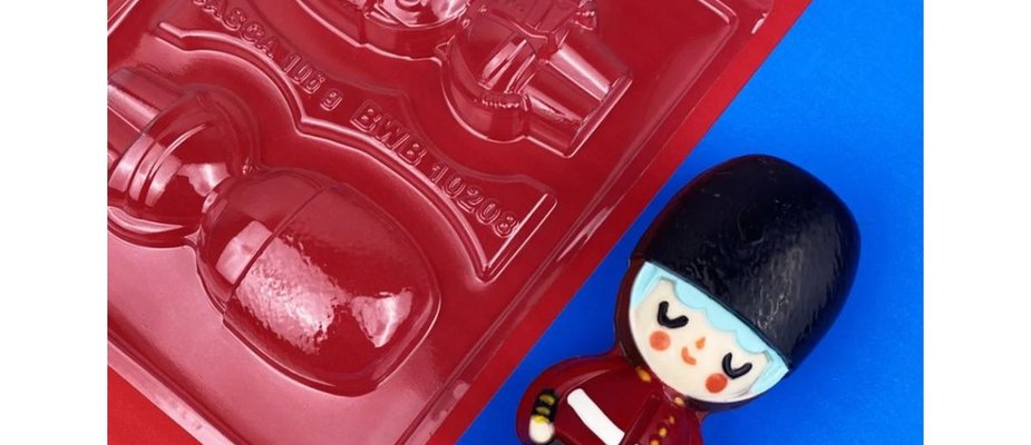 Forma de chocolate em policarbonato ou polipropileno: como garantir a melhor experiência da sua entrega Forma de chocolate em policarbonato ou polipropileno: como garantir a melhor experiência da sua entrega